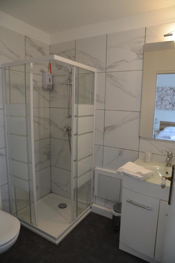 Dnj Appart Hotel Meung-sur-Loire Bagian luar foto