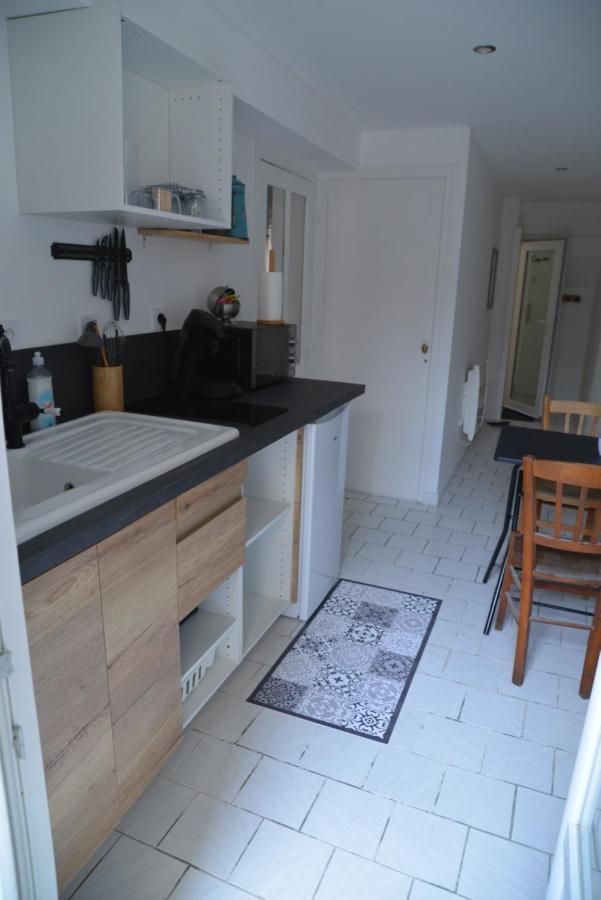 Dnj Appart Hotel Meung-sur-Loire Bagian luar foto